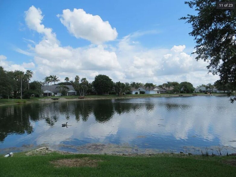 Lake Front - 6670 Ilex Cir