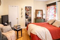 Building Photo - 108 Myrtle St