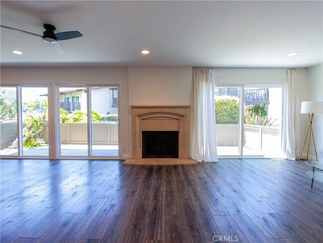 Building Photo - 835 Amigos Way
