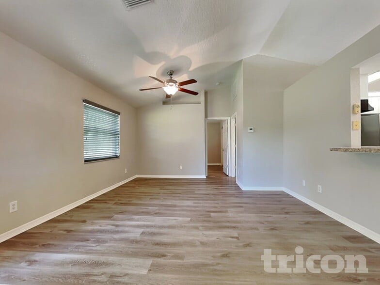 Building Photo - 7352 Bolten Ln