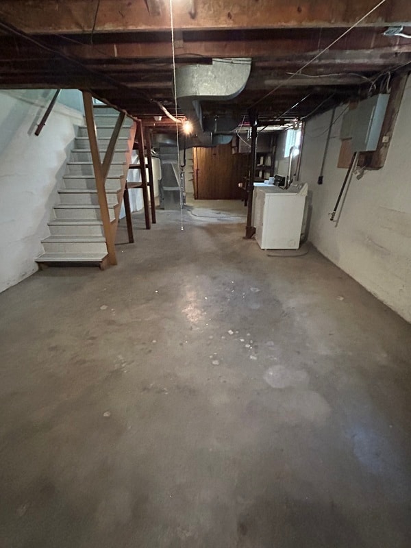 Building Photo - 4938 Fyler Ave