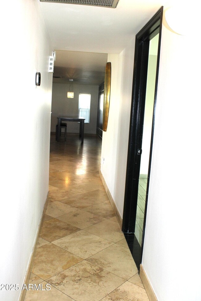 Building Photo - 4046 E Hidalgo Ave