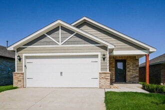 Building Photo - 12721 Carrara Ln