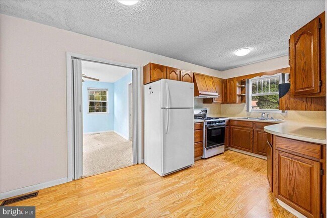 Building Photo - 404 Franklin Rd