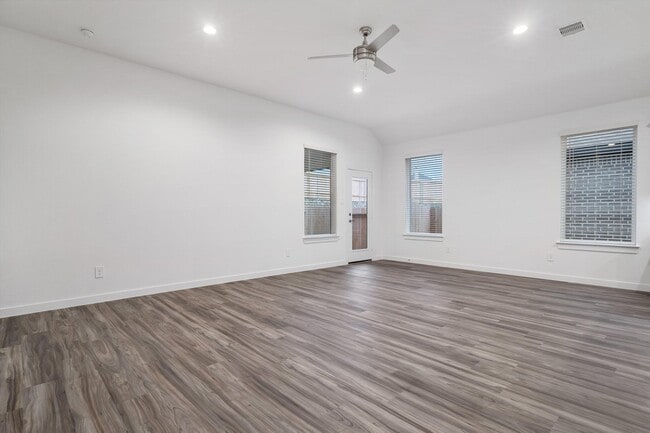 Building Photo - 13329 Big Sky Ct