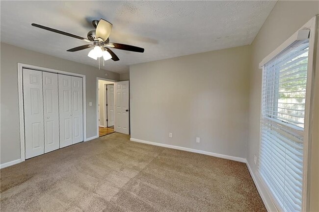 Building Photo - 3021 Wendy Ln