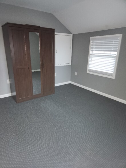 Building Photo - 4143 Taylor Blvd