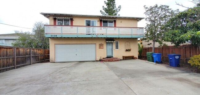 Primary Photo - 1116 Peach Street