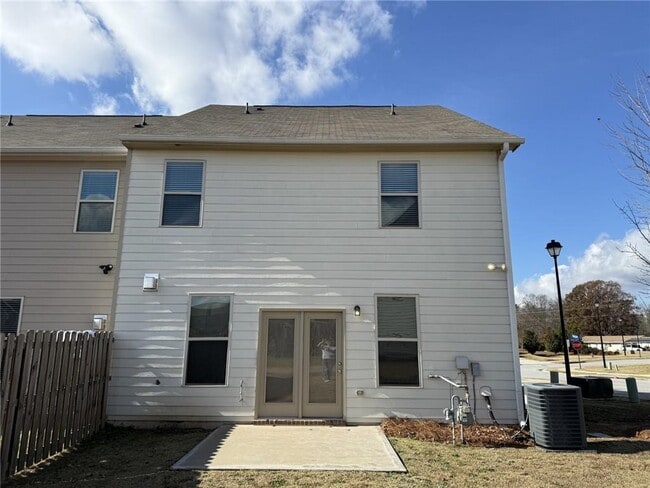 Building Photo - 3619 Cyn Spgs Dr