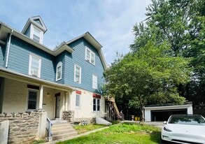 Building Photo - 121 Walnut Ave
