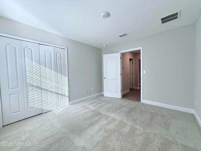 Building Photo - 23 Alagon Wy