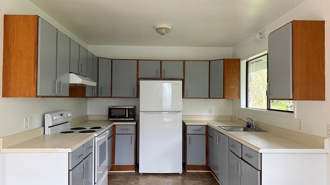 Building Photo - 15-1553 24th Ave HPP