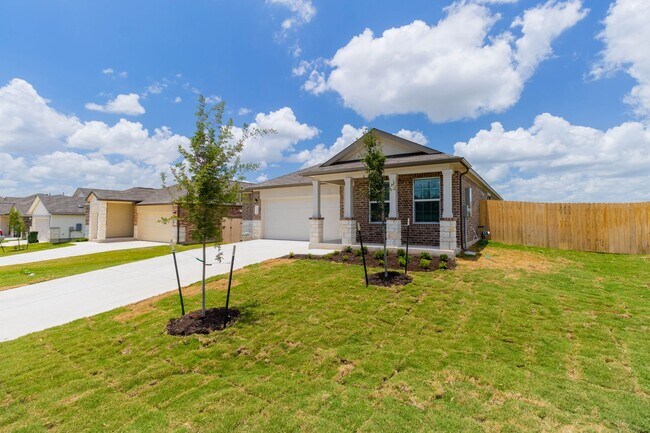 Building Photo - 5601 Bellissima Way