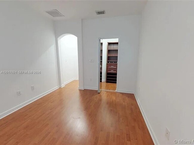 Building Photo - 7772 NW 114th Pl