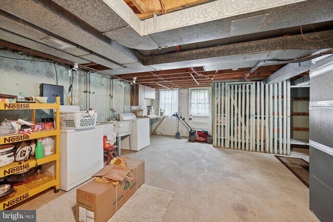 Building Photo - 4000 Lyman Dr