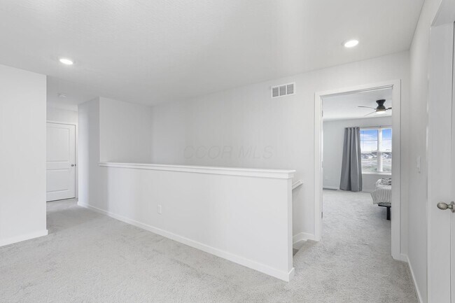Building Photo - 758 Leslie Dr
