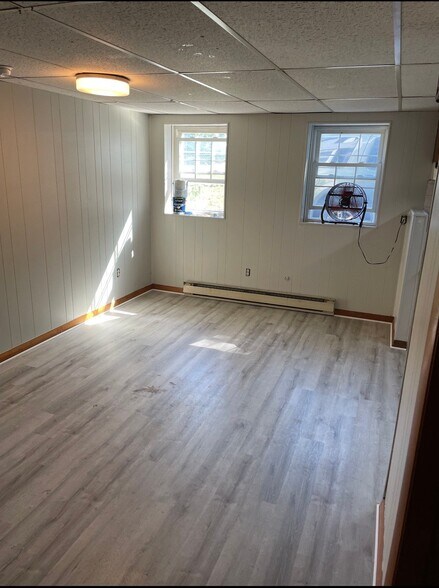 Building Photo - 129 Sterling Rd