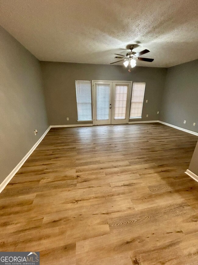 Building Photo - 4201 High Park Ln