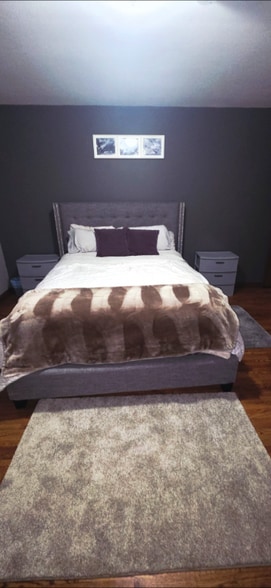 Building Photo - 7629 Bloomington Ave S