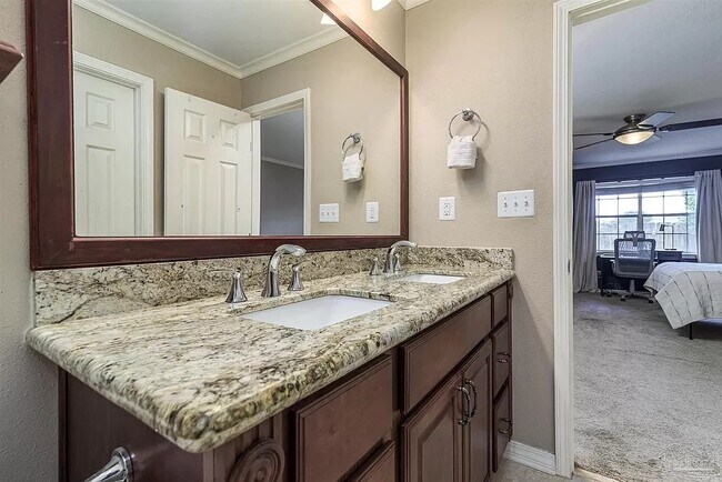 Building Photo - 6464 Lake Charlene Ct