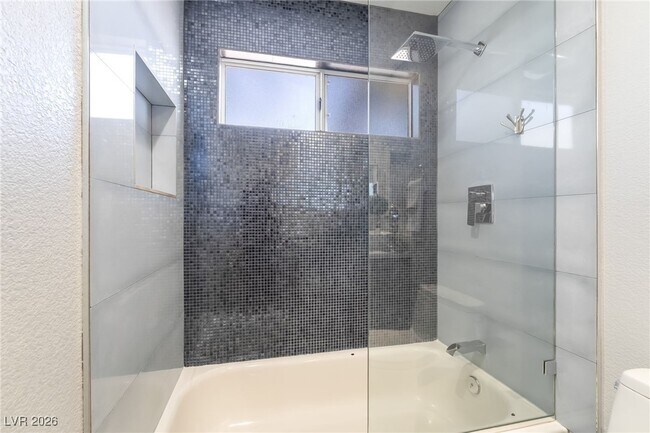 Building Photo - 2076 E Wigwam Ave