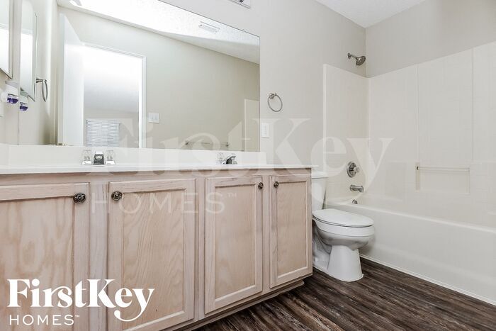 Building Photo - 4344 Hunters Creek Dr