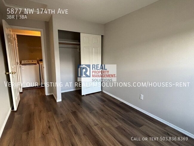 Building Photo - 5877 NW 174th Ave