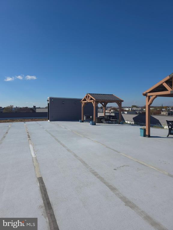 Building Photo - 3925 Haverford Ave