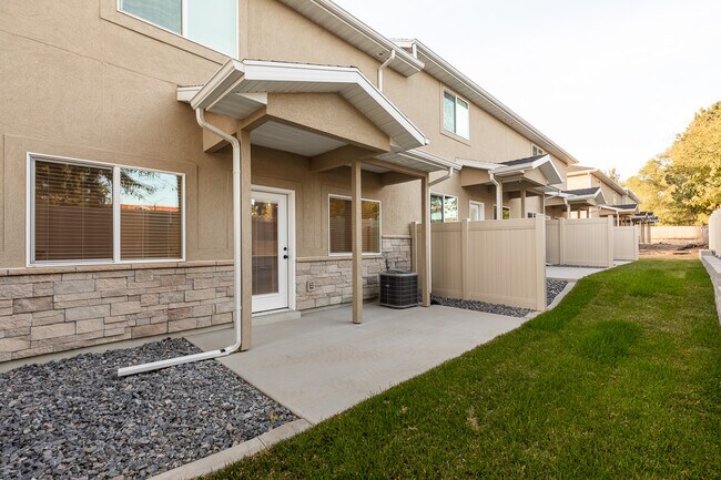 Building Photo - 308 Canterbury Wy