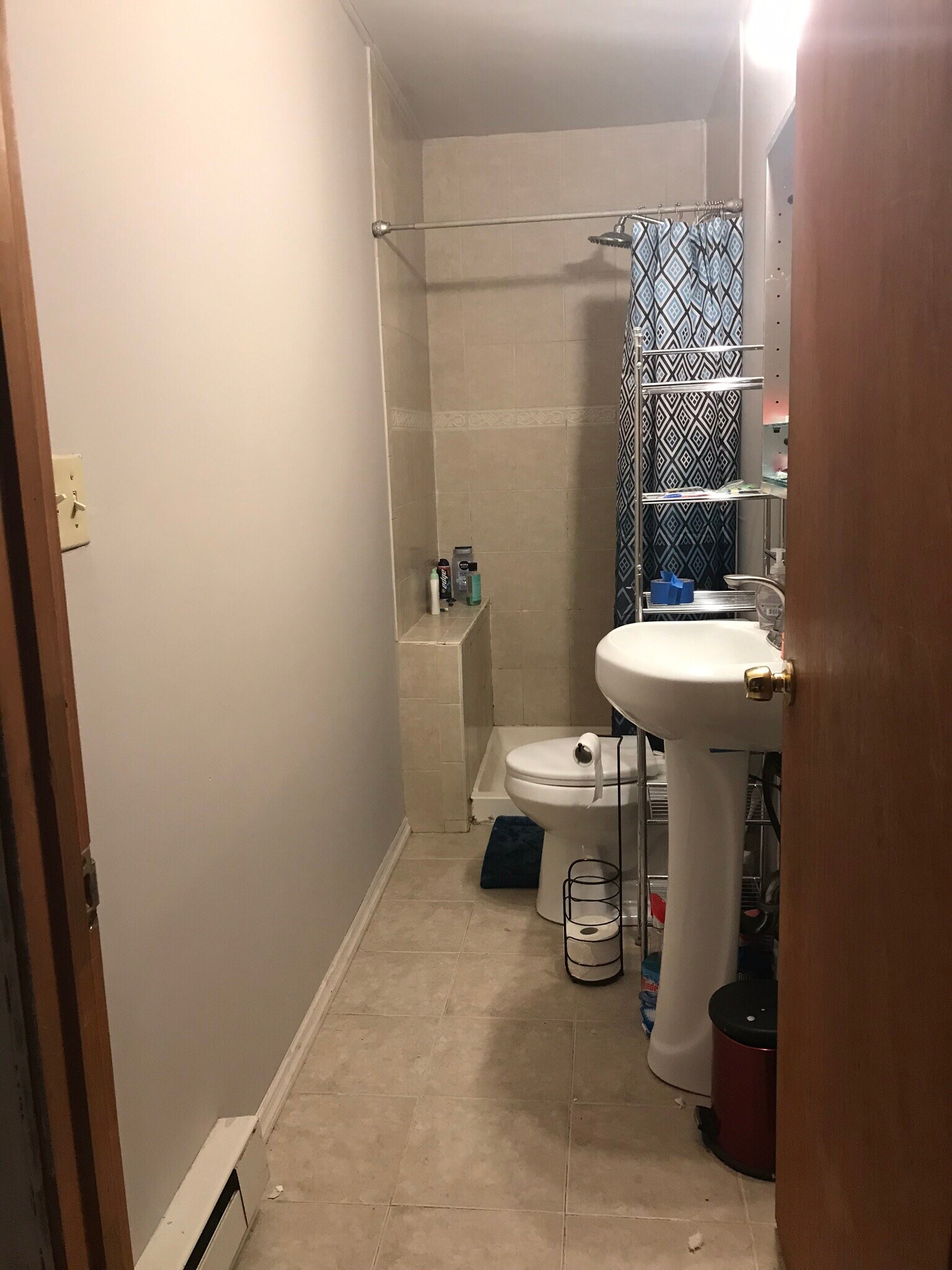 Building Photo - 201 Lock St