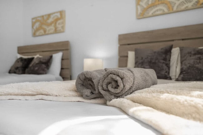 Building Photo - 19370 Collins Ave