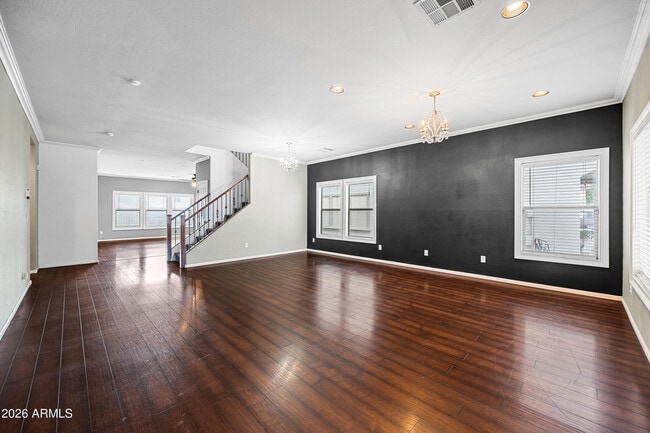 Building Photo - 10923 W Elm St