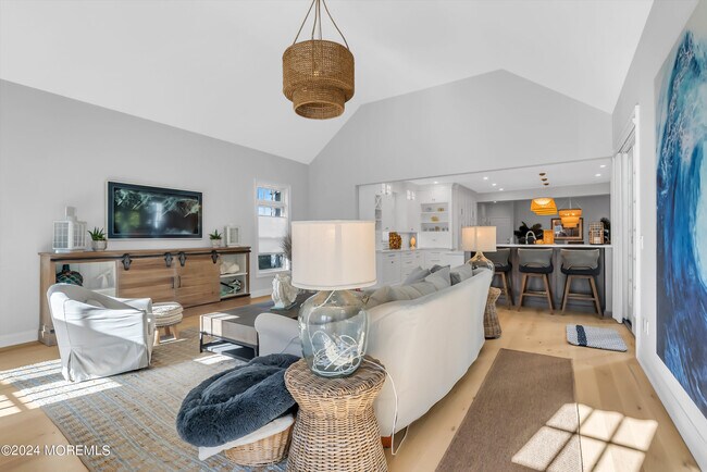 Building Photo - 118 Beacon Blvd