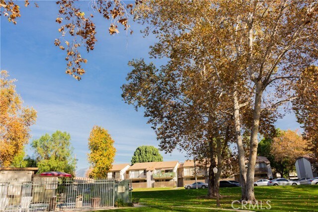 Building Photo - 1219 Edwards St