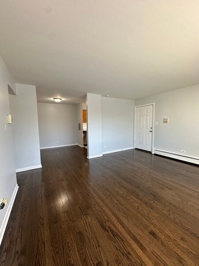 Building Photo - 1928 Jackson Ave