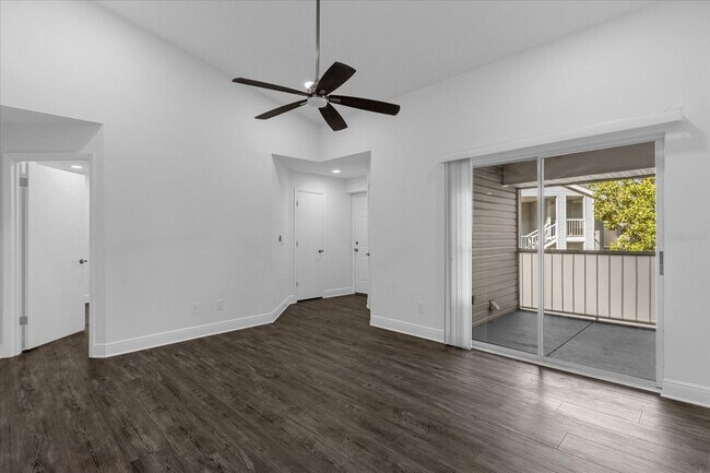 Building Photo - 2580 Grassy Point Dr