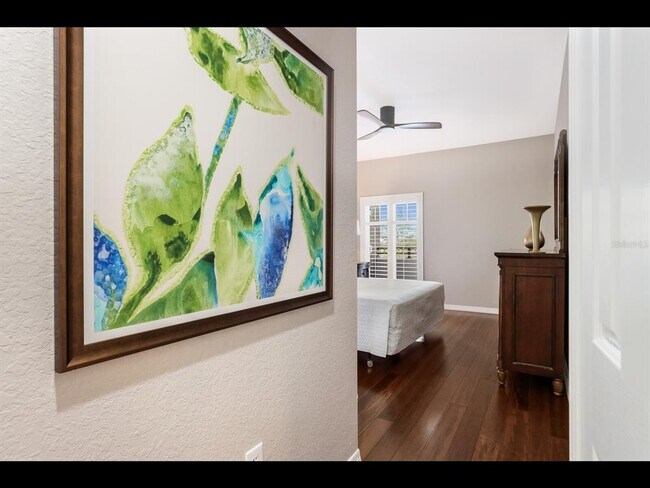 Building Photo - 1064 N Tamiami Trl