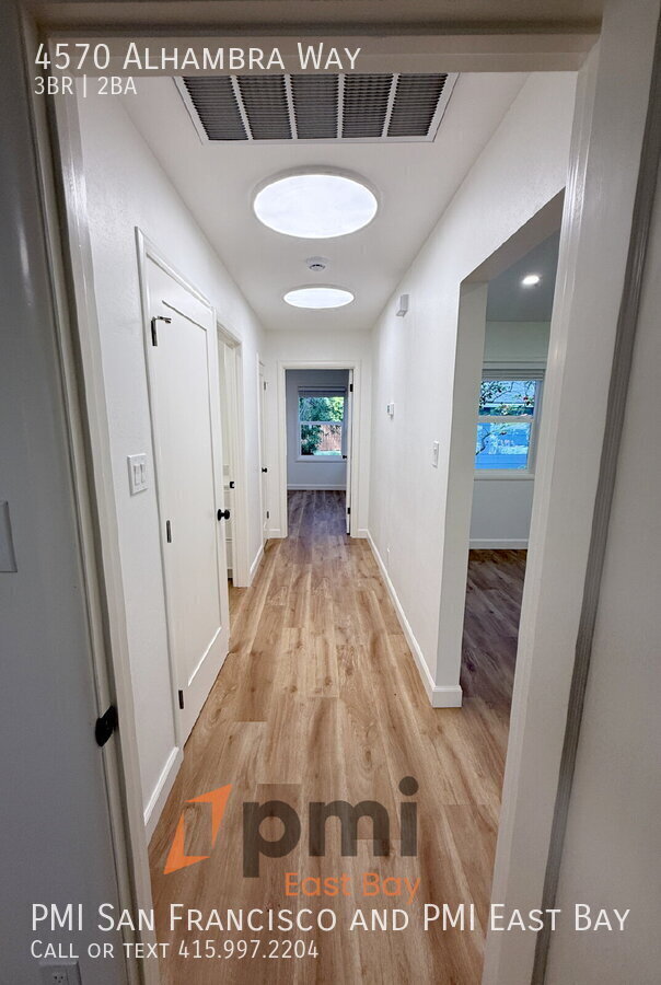 Building Photo - 4570 Alhambra Way