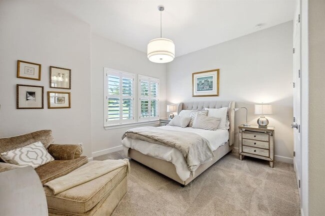 Building Photo - 9600 Chamois Wy