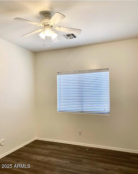 Building Photo - 3323 E Roadrunner Dr