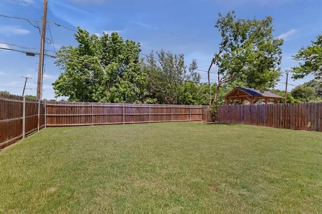 Building Photo - 5838 Humbert Ave