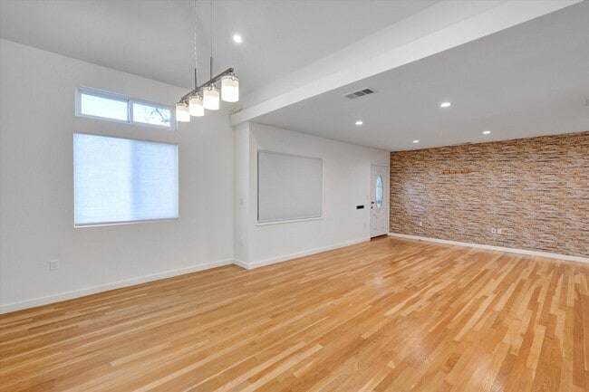 Building Photo - 5400 82nd W St