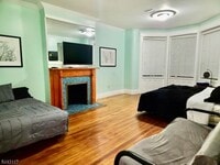 Building Photo - 209 Mt Prospect Ave