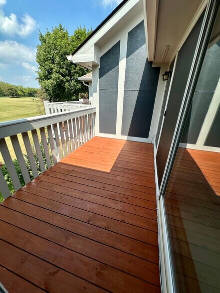 Building Photo - 174 Hemingway Ct