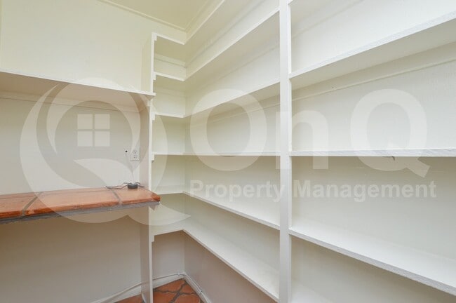 Building Photo - 1623 E Palmcroft Dr