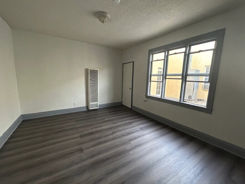 Building Photo - 5937 S Avalon Blvd