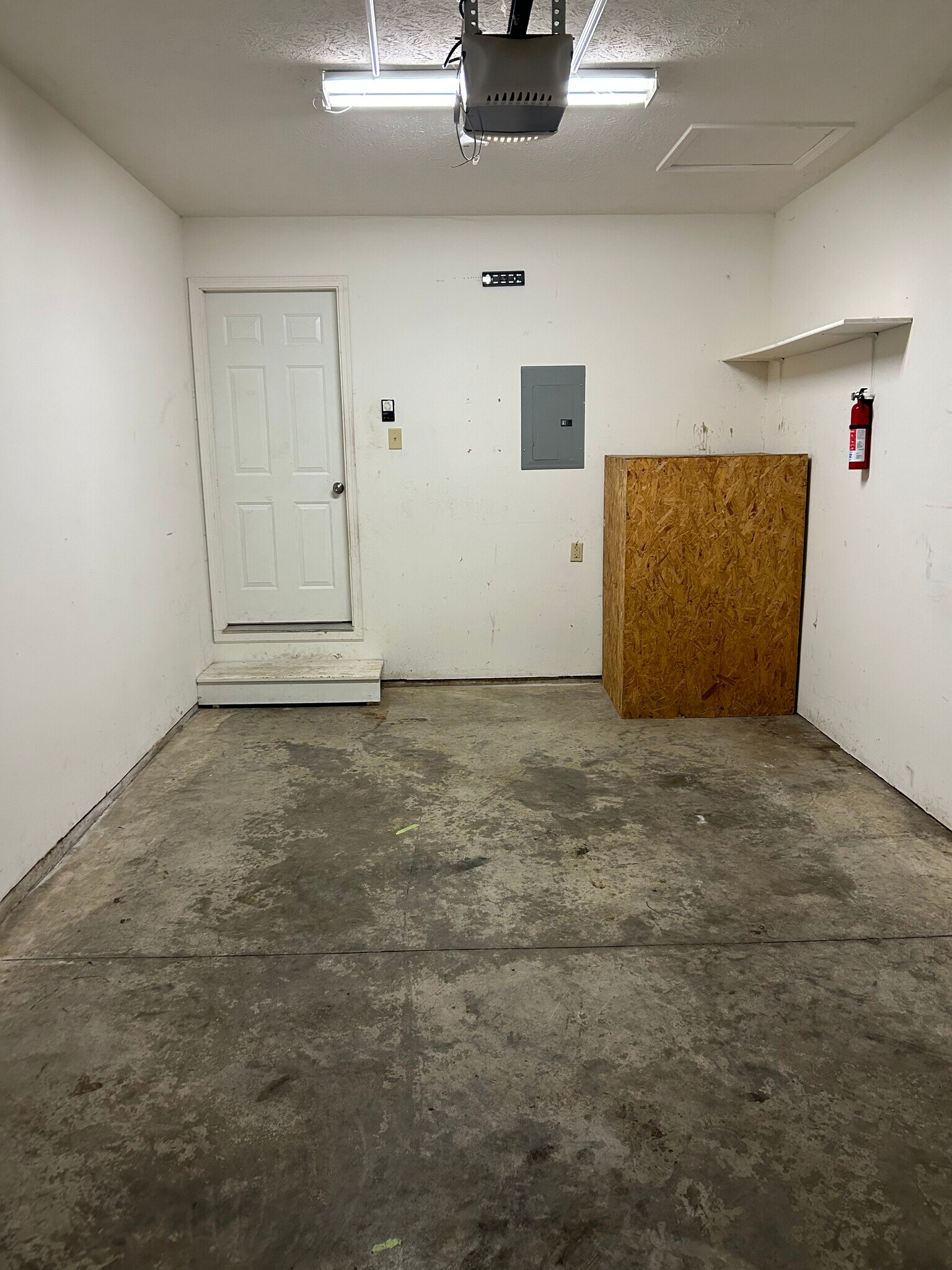 Garage. - 114 N Third St