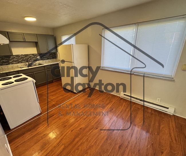 Building Photo - 6118 Stover Ave