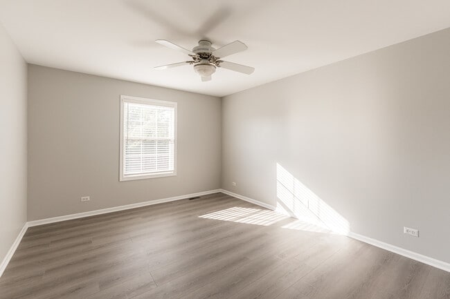Building Photo - 1460 Winfield Way