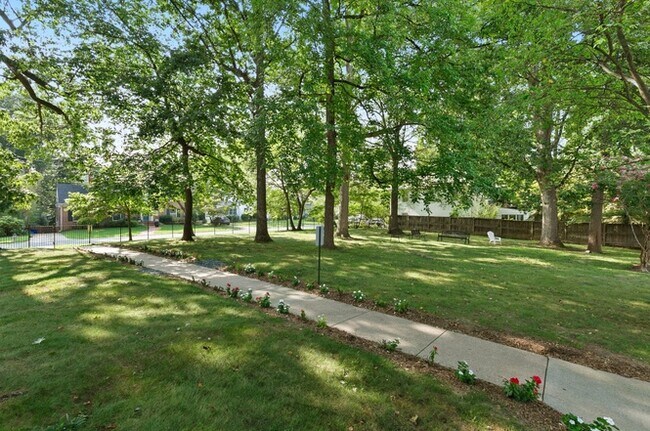 Building Photo - 5301 Westbard Cir